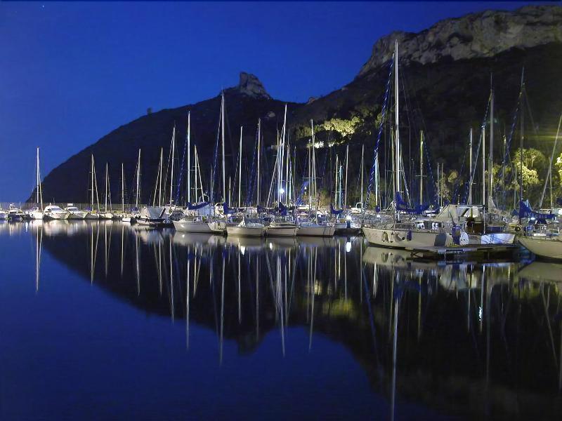 Hotel Le Tre Stelle Cagliari Zewnętrze zdjęcie