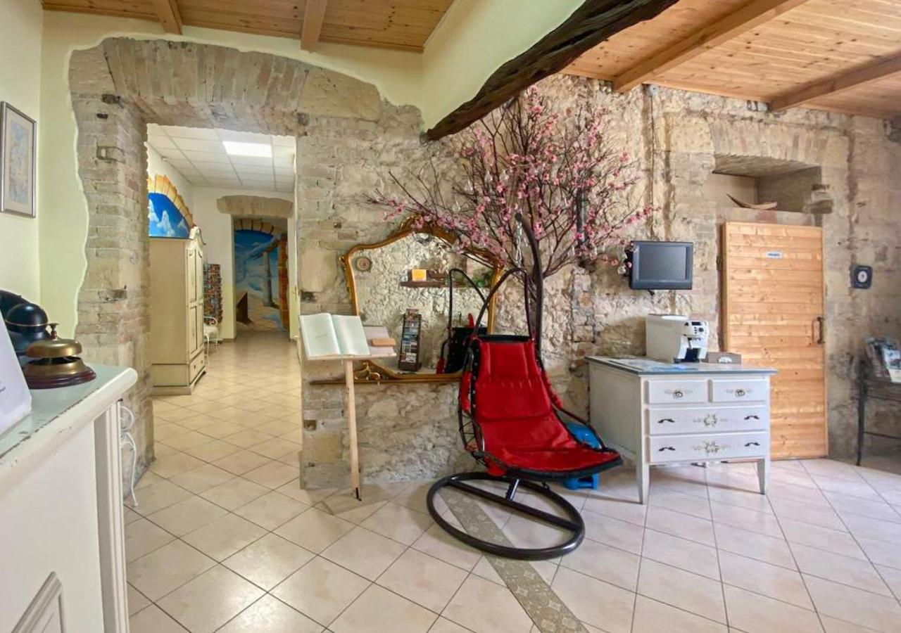 Hotel Le Tre Stelle Cagliari Zewnętrze zdjęcie