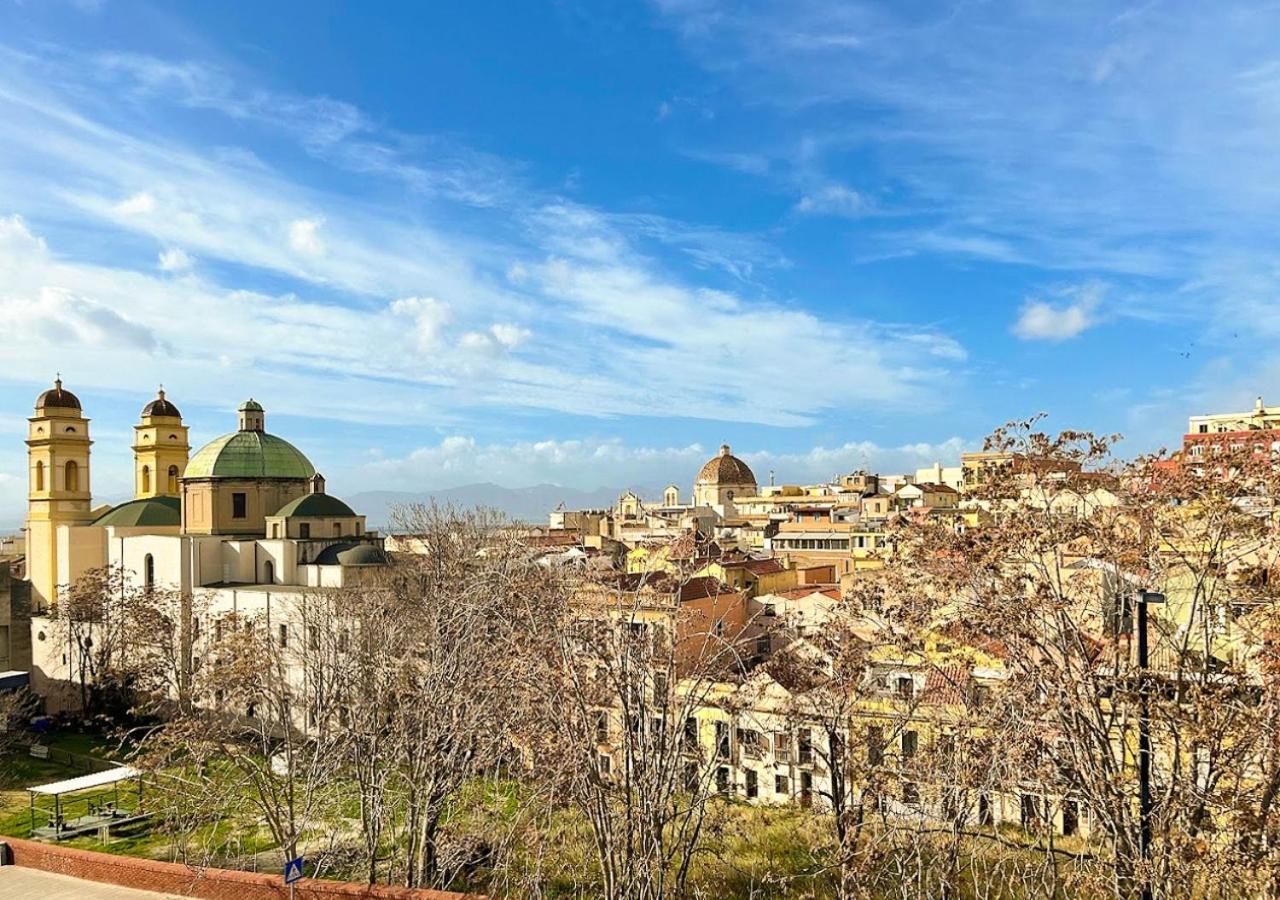 Hotel Le Tre Stelle Cagliari Zewnętrze zdjęcie