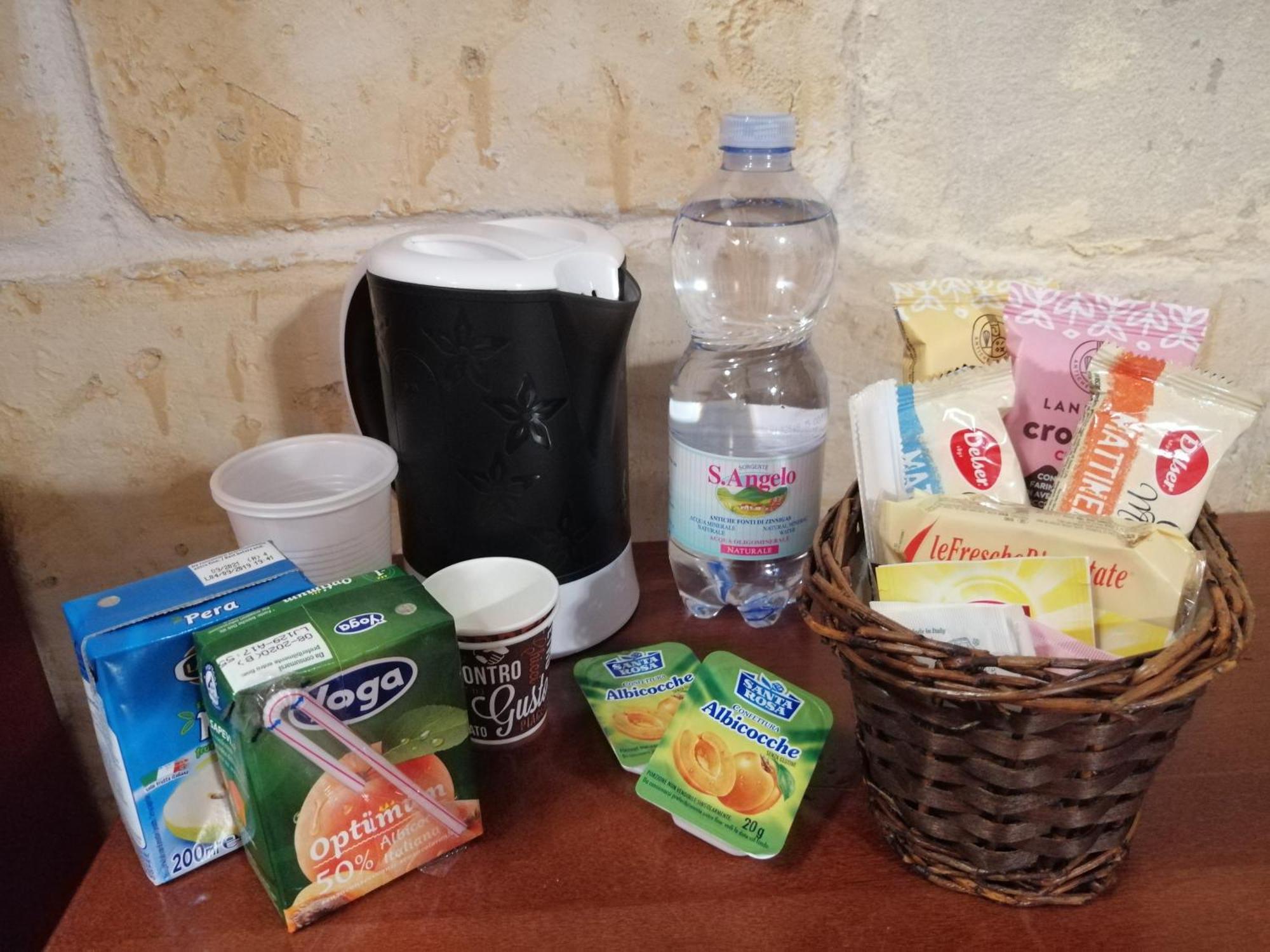 Hotel Le Tre Stelle Cagliari Zewnętrze zdjęcie