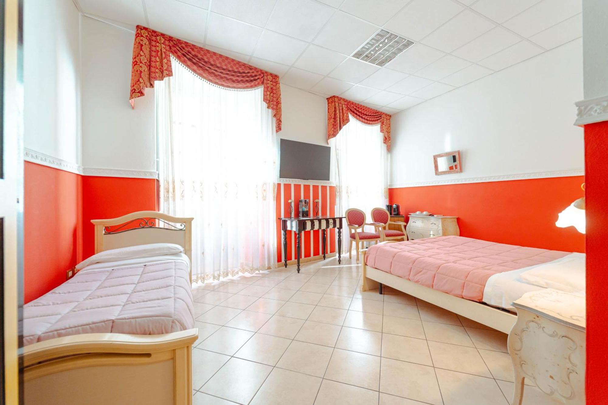 Hotel Le Tre Stelle Cagliari Zewnętrze zdjęcie