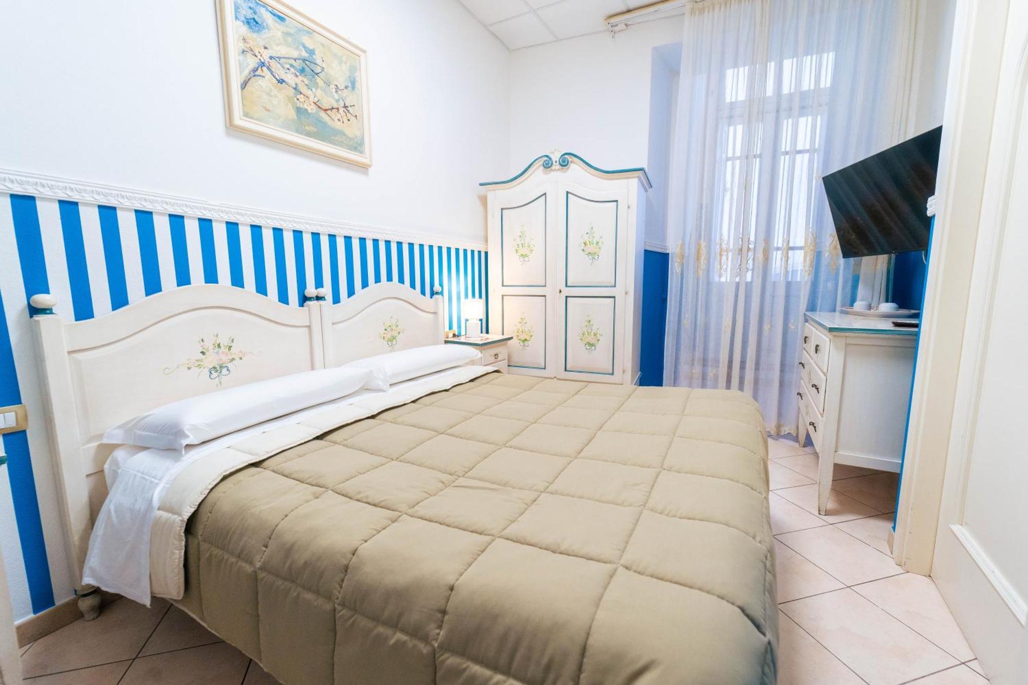 Hotel Le Tre Stelle Cagliari Zewnętrze zdjęcie