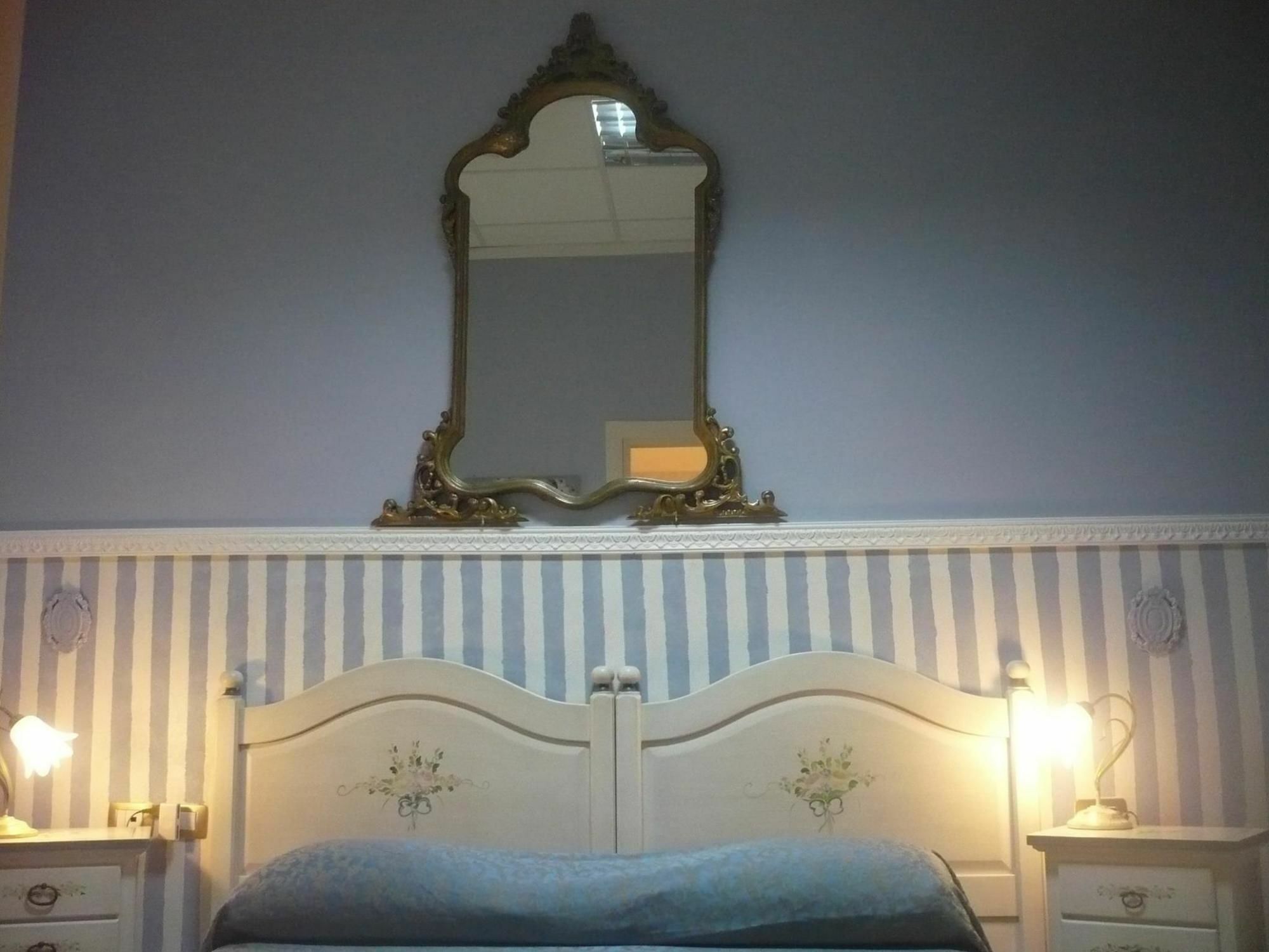 Hotel Le Tre Stelle Cagliari Zewnętrze zdjęcie