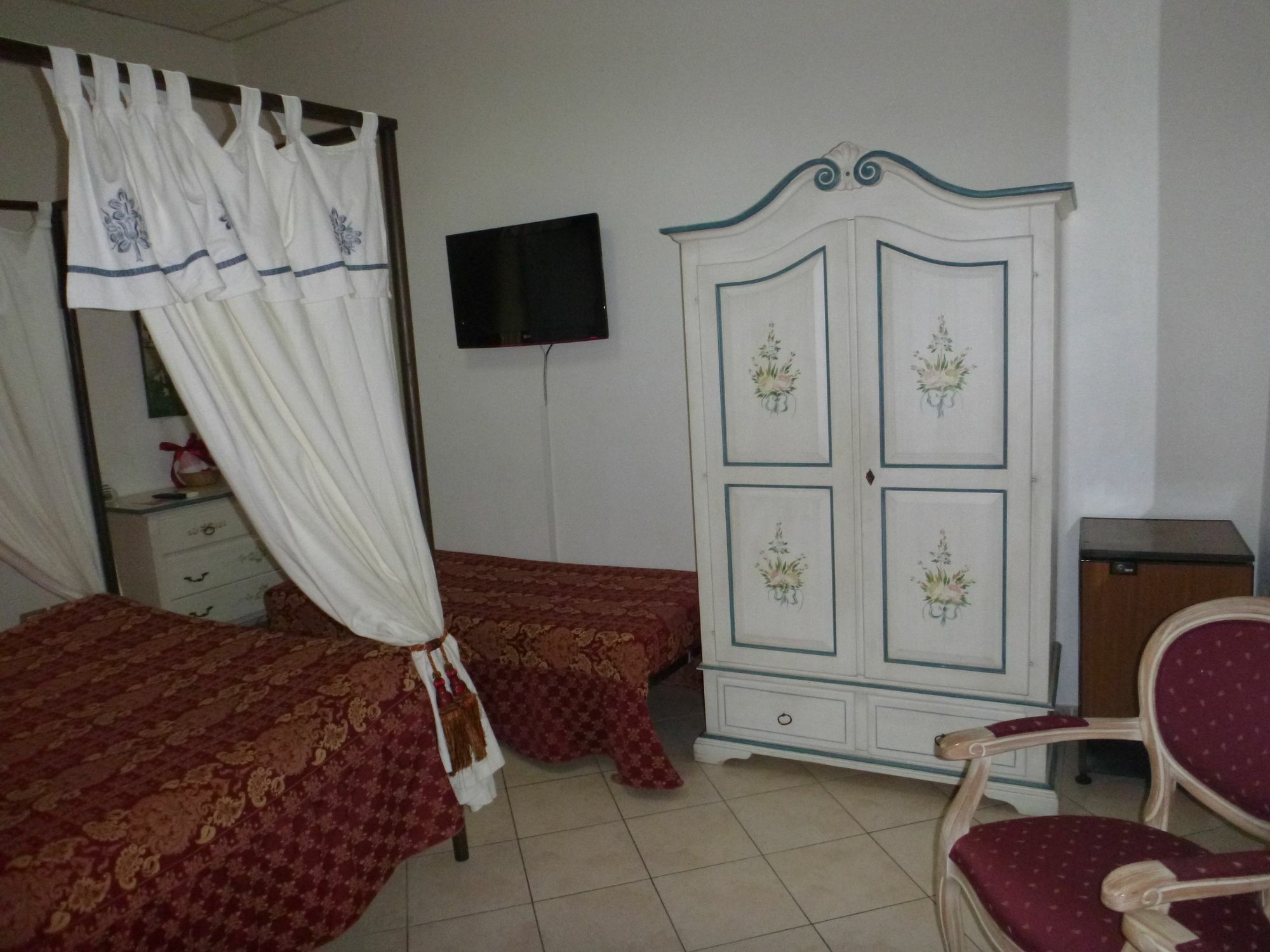 Hotel Le Tre Stelle Cagliari Zewnętrze zdjęcie